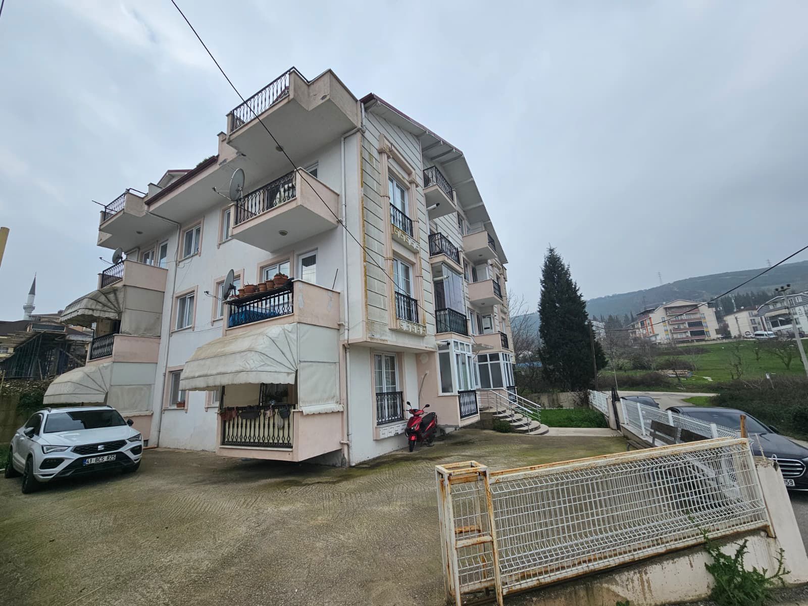 KURUÇEŞME HATIPKÖY MAH. 2+1 SATILIK DUBLEKS DAIRE