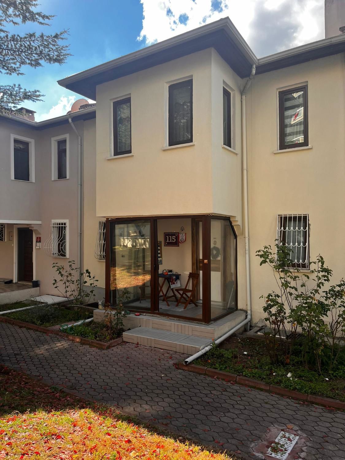BATIKENT SITE İÇINDE SATILIK TRIPLEKS VILLA