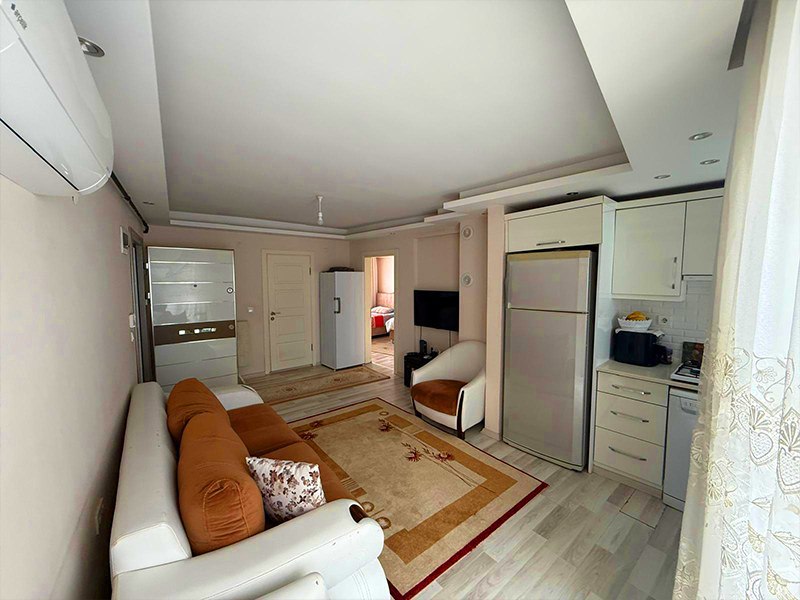 RE/MAX İNCİ'DEN HACIİLBEY MAH. SATILIK EŞYALI 1+1 DAİRE