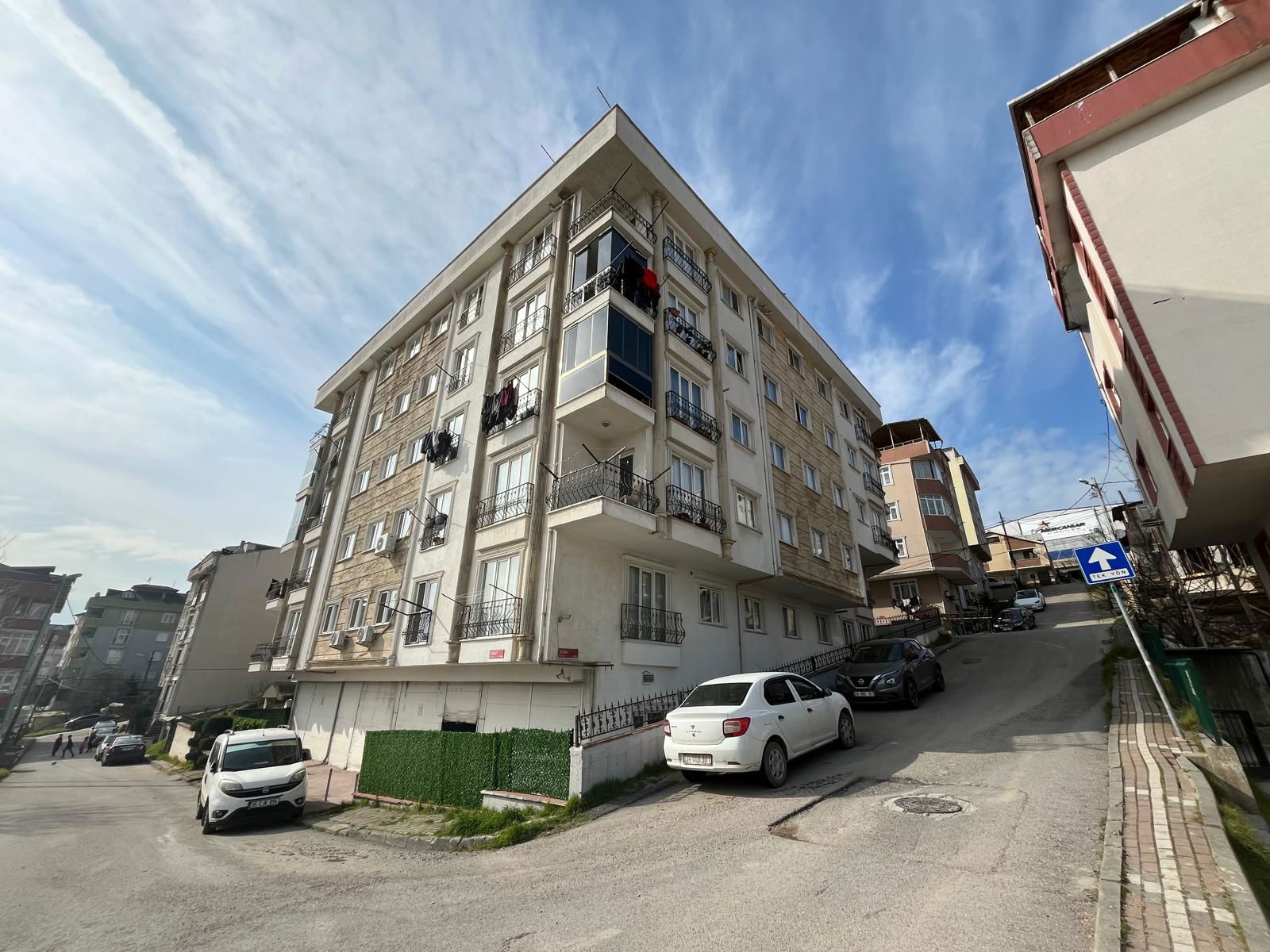 TUZLA ORTAMAHALLE SATILIK 2+1 DUBLEKS TERASLI DAİRE