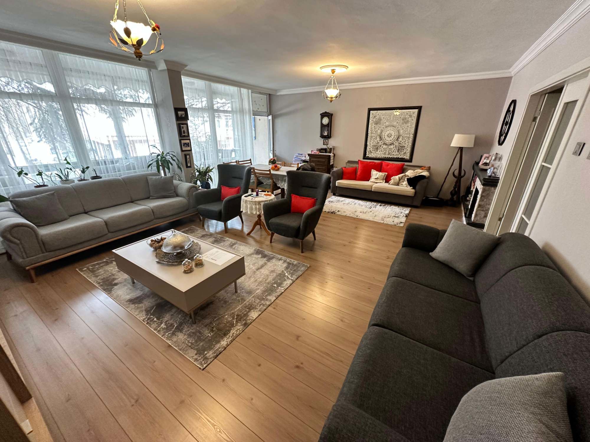 SICAK YUVA ARAYANLAR İÇİN NEZİH AİLE APARTMANI
