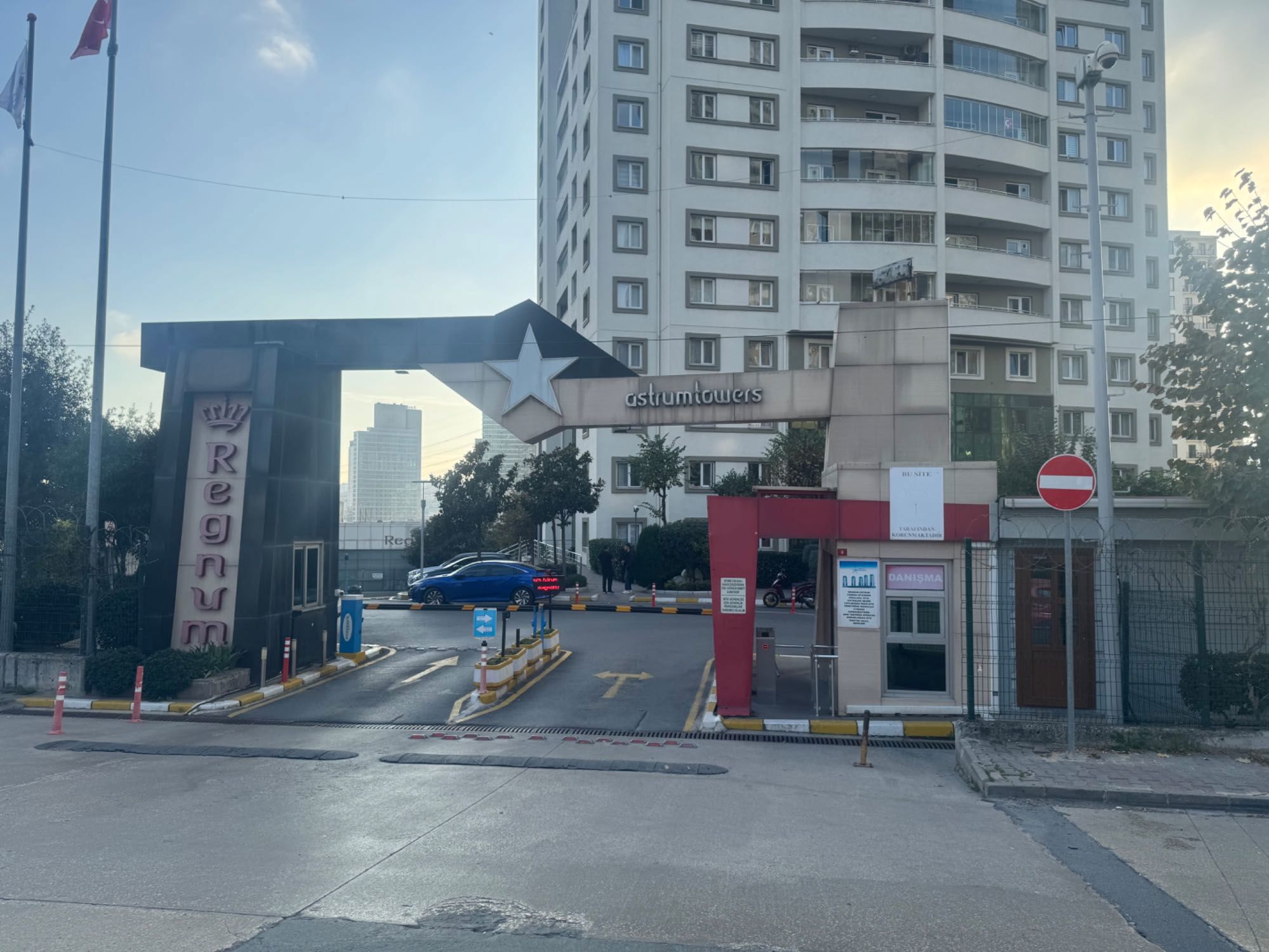 RE/MAX GELİŞİM'DEN REGNUM ASTRUM TOWERS’DA YENİLENMİŞ 1+1 KİRALIK DAİRE