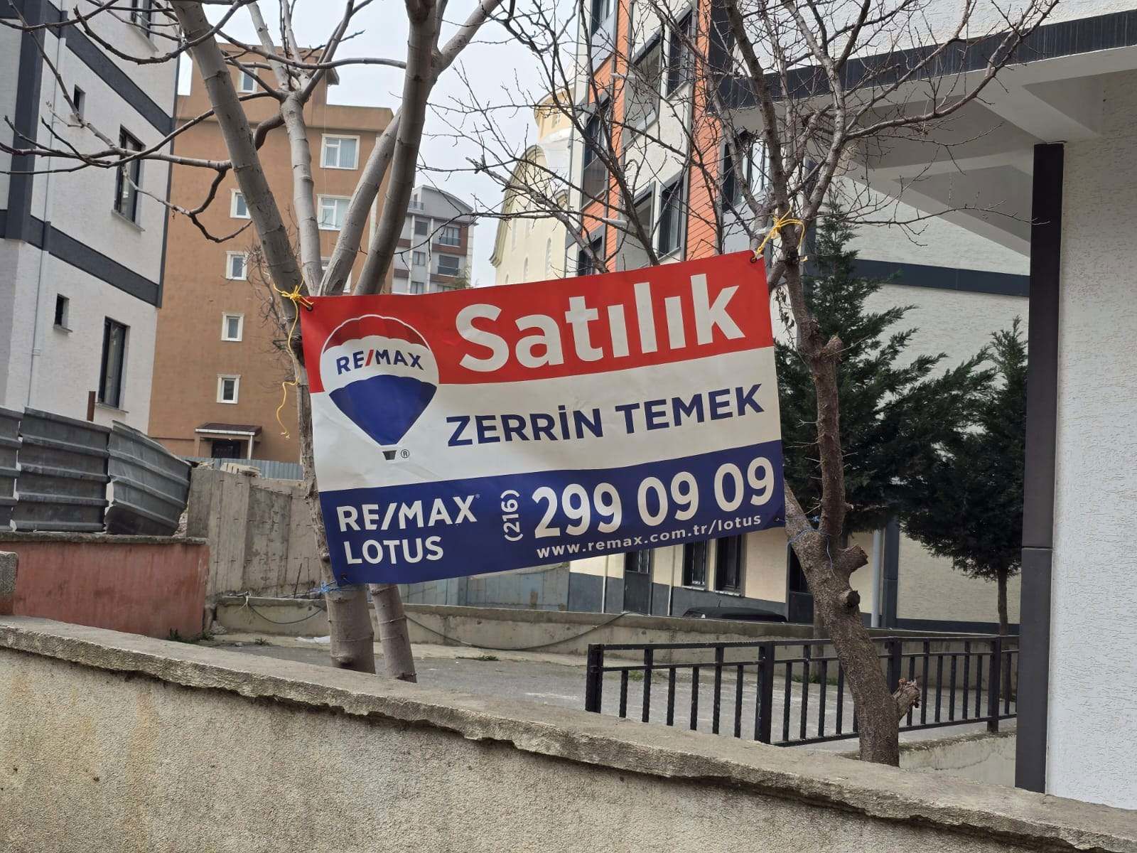 ZERRİN'DEN PENDİK KAVAKPINAR MAH.'DE GENİŞ KULLANIMLI SATILIK 3+1 DAİRE