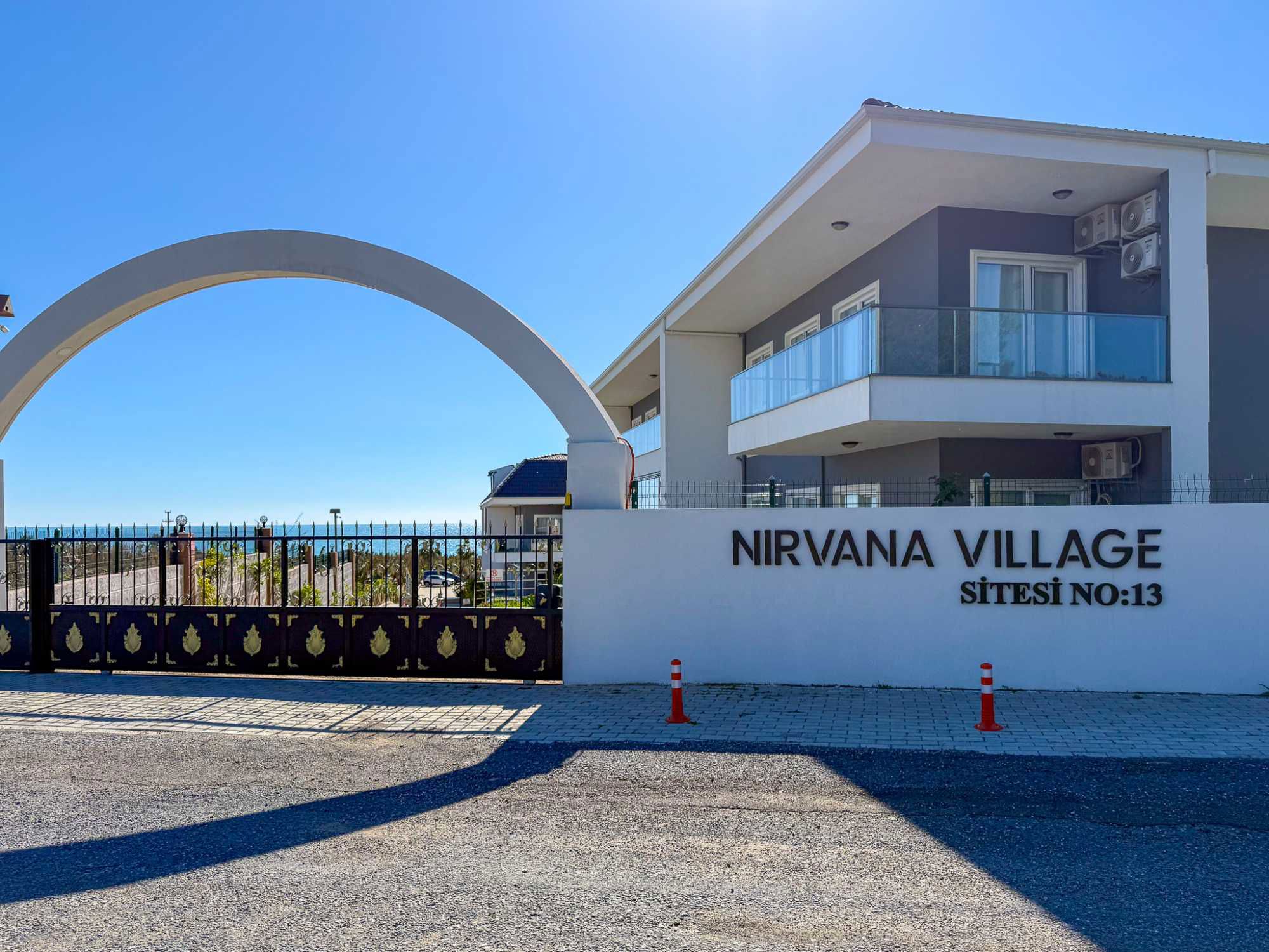 ALANYA İNCEKUM DENIZE 150M SITE İÇI DENIZ MAN. 2+1 SATILIK DAIRE