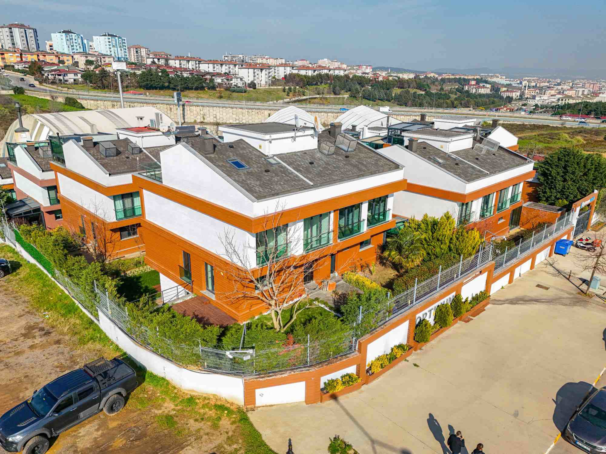 ÇAMLIK OPTİMUM DOĞA'DA FUL LÜKS YAPILI ASANSÖRLÜ FOURLEX VİLLA