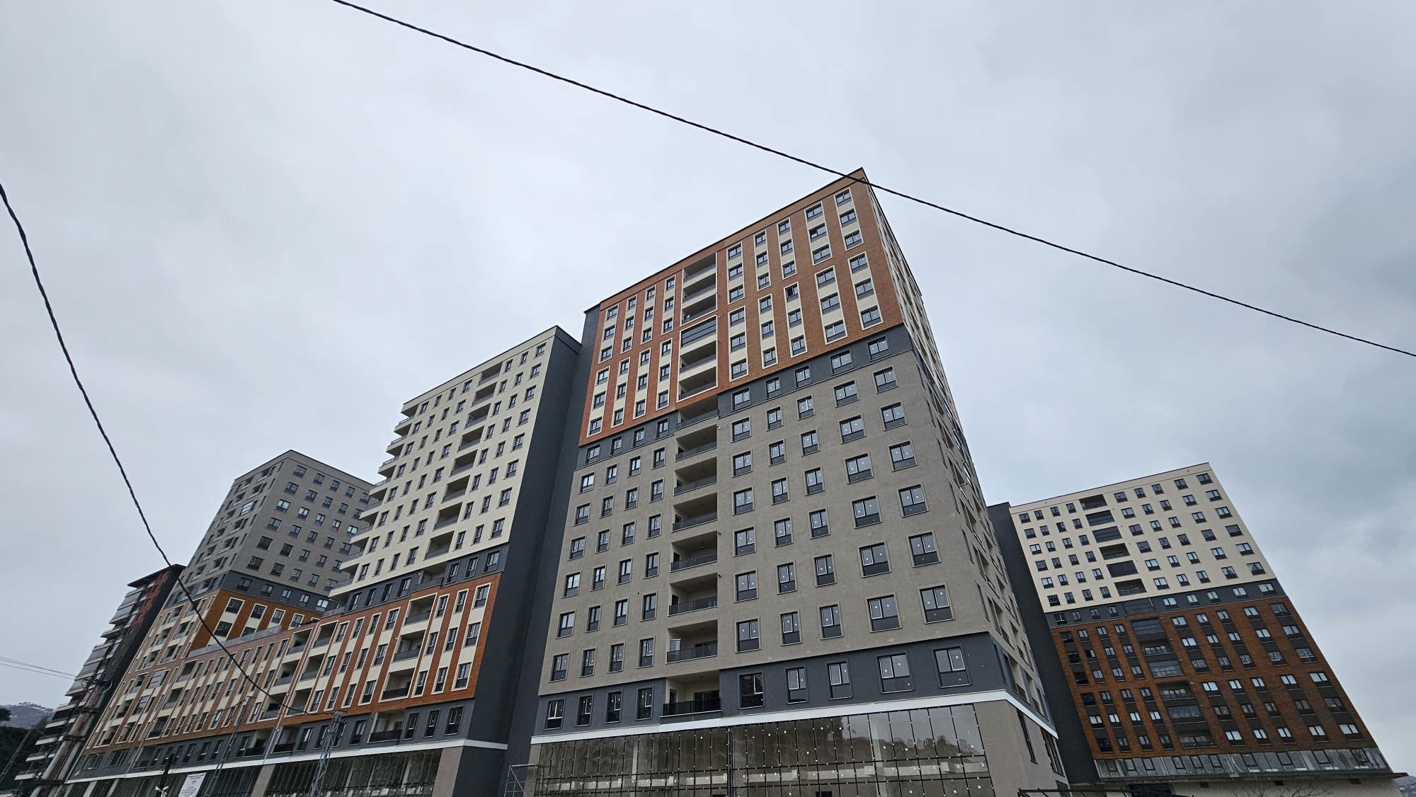 RE/MAX'DAN RIZE PAZAR HAMIDIYEDE MUHTEŞEM MANZARALI 3+1 TÜM ODALARI DENİZ GÖREN SATILIK DAIRE