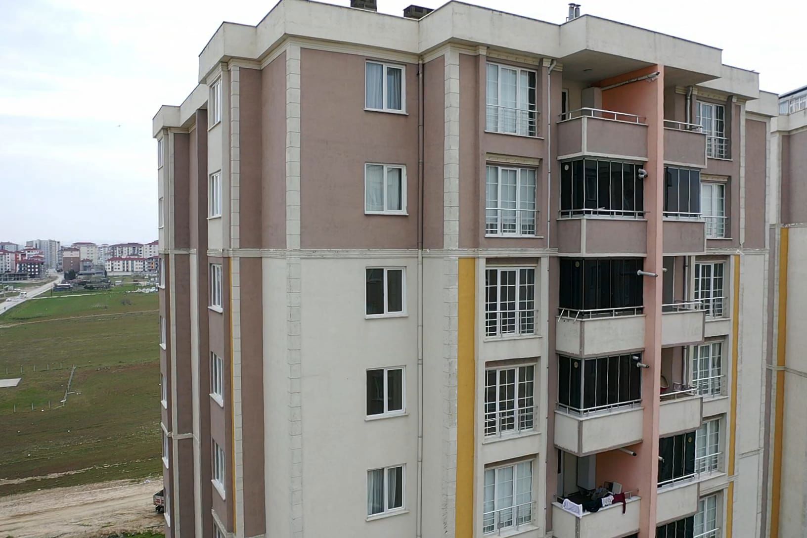RE/MAX LAND'DEN 3+1 GENİŞ KİRALIK DAİRE