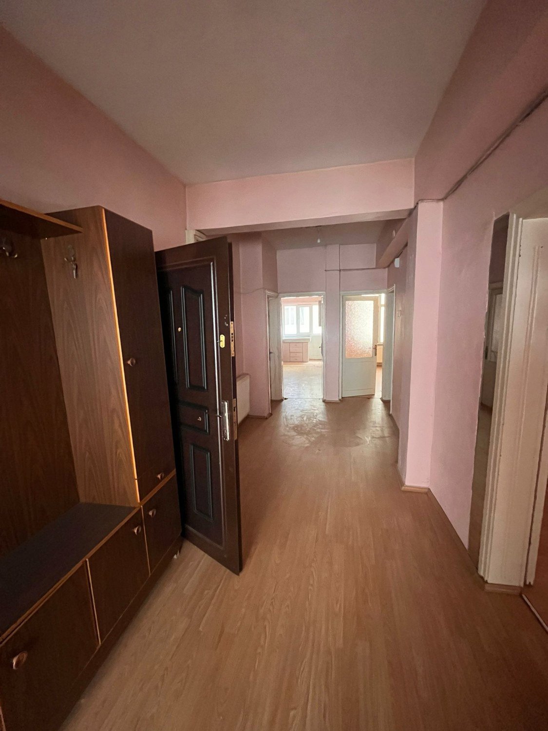 BİGA İSTİKLAL MAHALLESİ KURTULUŞ CADDESİNDE 2+1 KİRALIK DAİRE