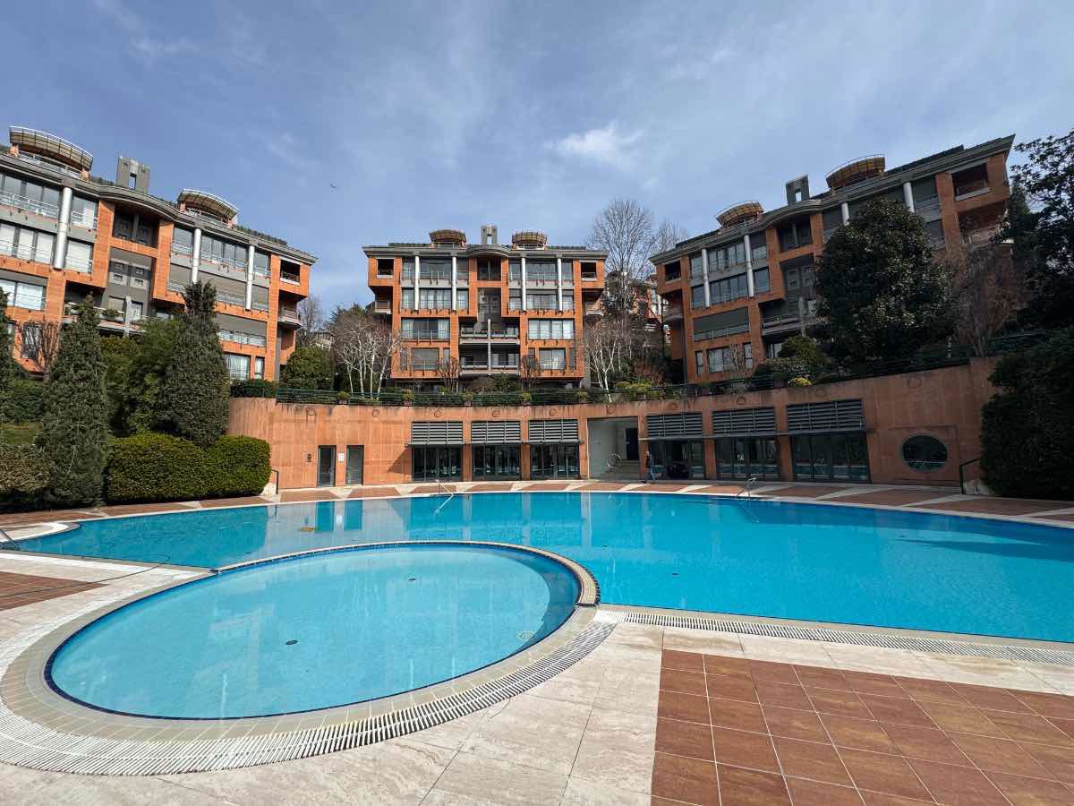 BEŞİKTAŞ ARNAVUTKÖY KONUTLARI’NDA SATILIK 4+1 FERAH LÜKS DAİRE