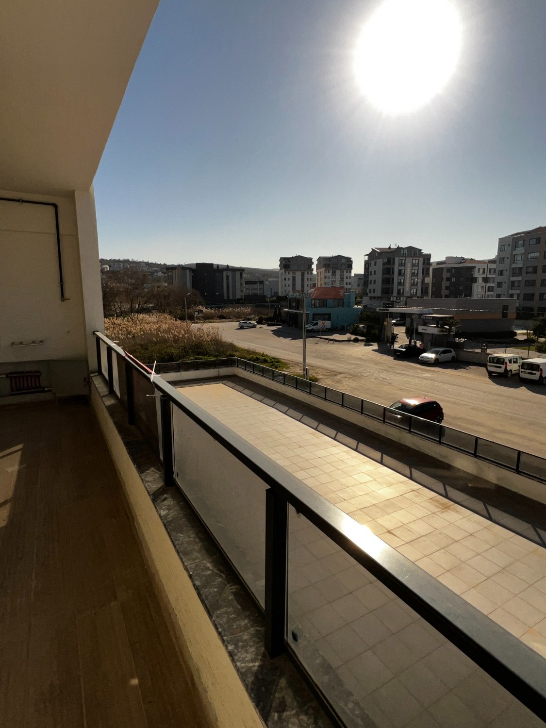 REMAX BEYAZ’DAN KAYAPA’NIN TERCİH EDİLEN BÖLGESİNDE SIFIR 3+1 CADDE ÜSTÜ DAİRE
