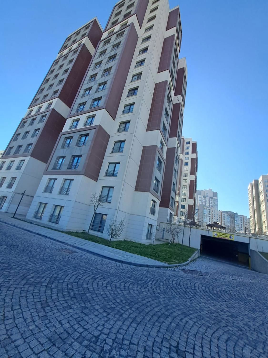 KAYAŞEHIR 22.BÖLGE ASMALI BAHÇE SITESI | FULL TADILATLI ÖZEL TASARIM 4+1 KIRALIK