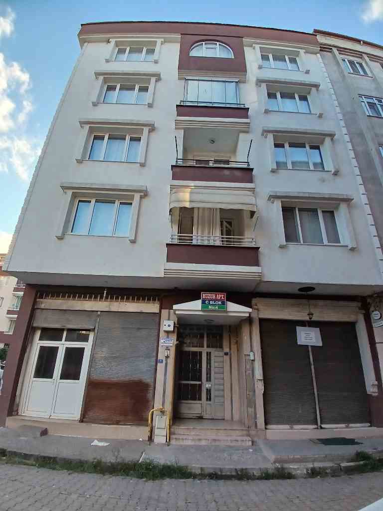 SAMSUN CARSAMBA'DA SATILIK 6+1 DUBLEX DAIRE