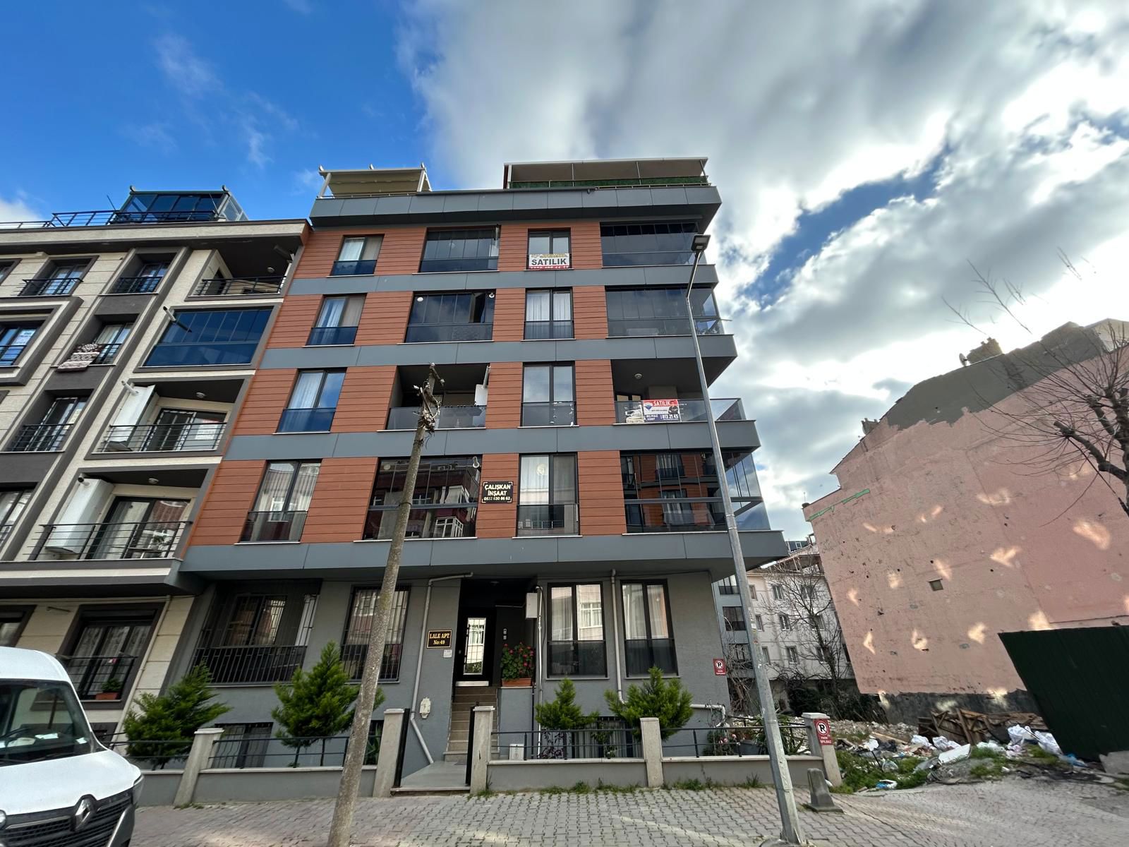 CENNET MAHALLESİNDE FIRSAT 2+1 100 M2 SATILIK DAİRE
