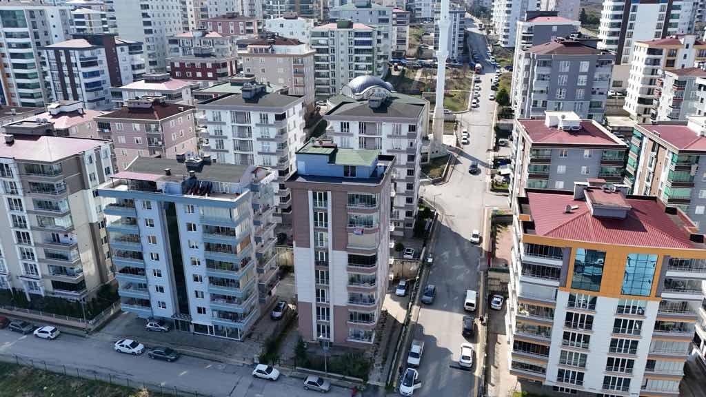 REMAX PARK BARLAS GÜRLER'DEN CAĞALOĞLUNDA FIRSAT 3+1 DAİRE