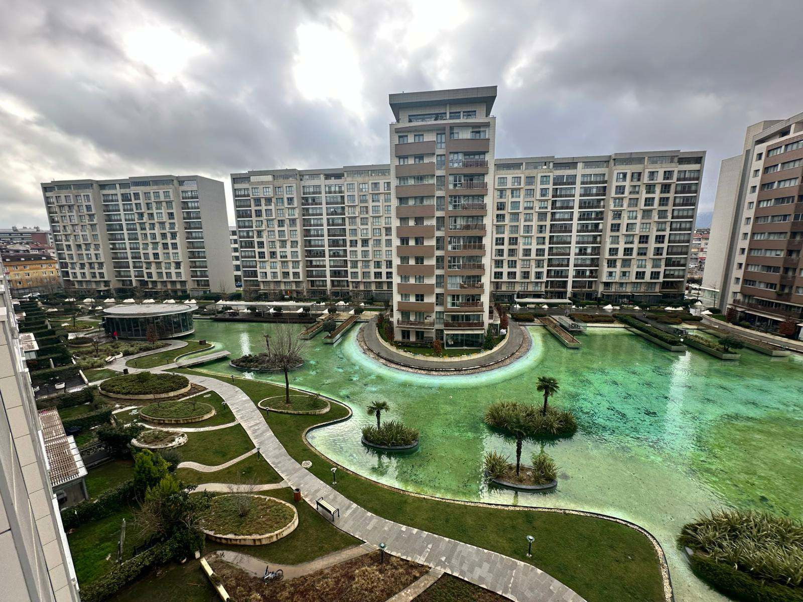 SİNPAŞ AQUA CİTY 2010 SİTESİNDE FULL EŞYALI 1+1 KİRALIK DAİRE