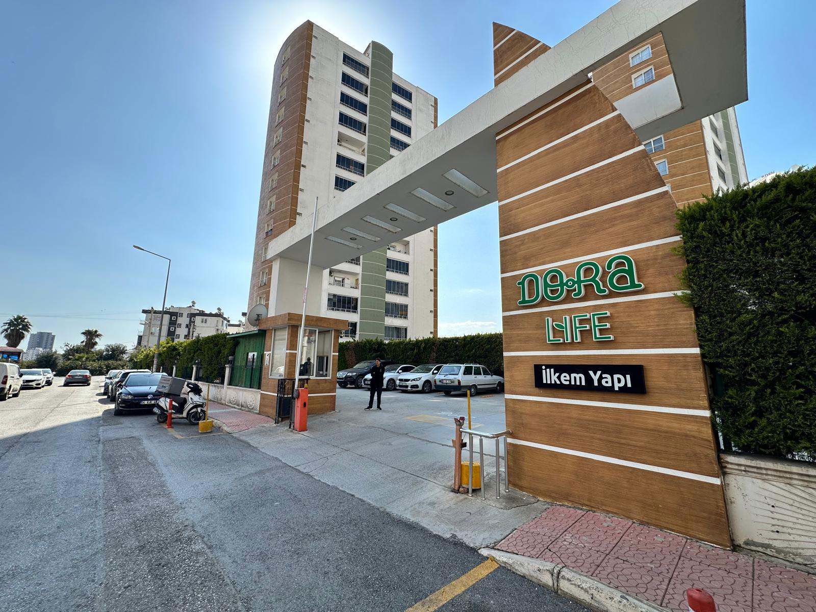 REMAX PALM'DEN ÇİFTLİKKÖY MAH. DORA LİFE'DA SATILIK 3+1 DAİRE