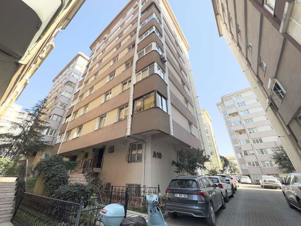KOŞUYOLU YENİKÖY SİTESİNDE KİRALIK 3+1 DAİRE