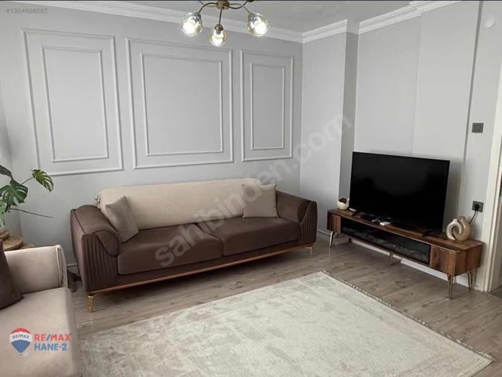 İZMİT TEPECİK MAHALLESİ CADDE CEPHELİ SATILIK 2+1 MASRAFSIZ