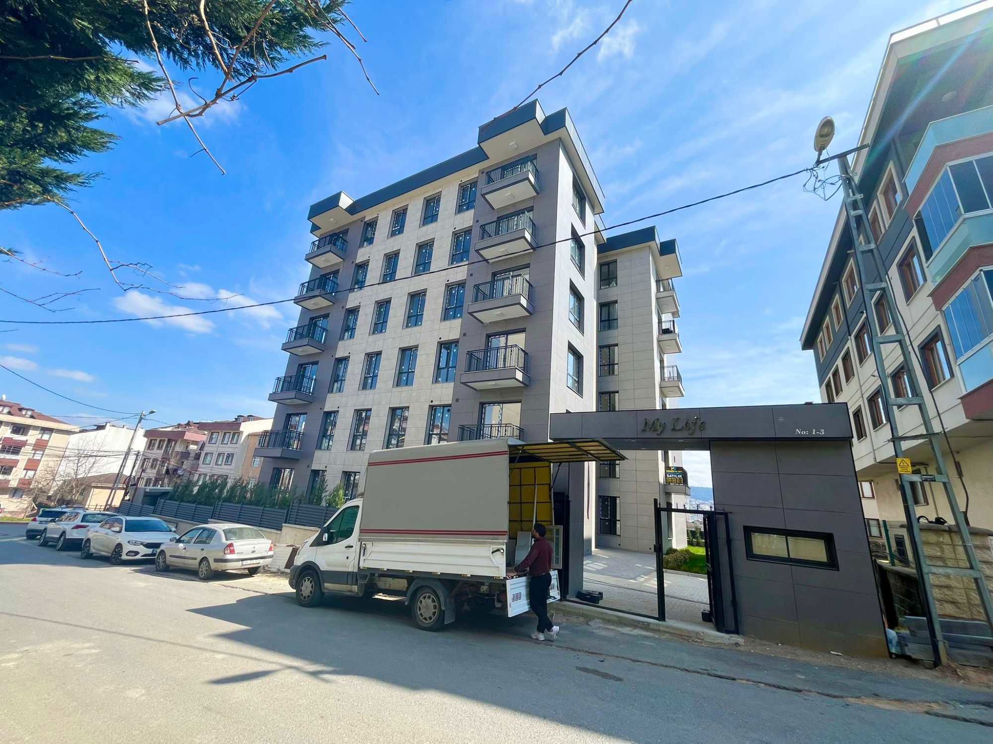 SANCAKTEPE SİTE İÇİ SATILIK 2+1 DAİRE
