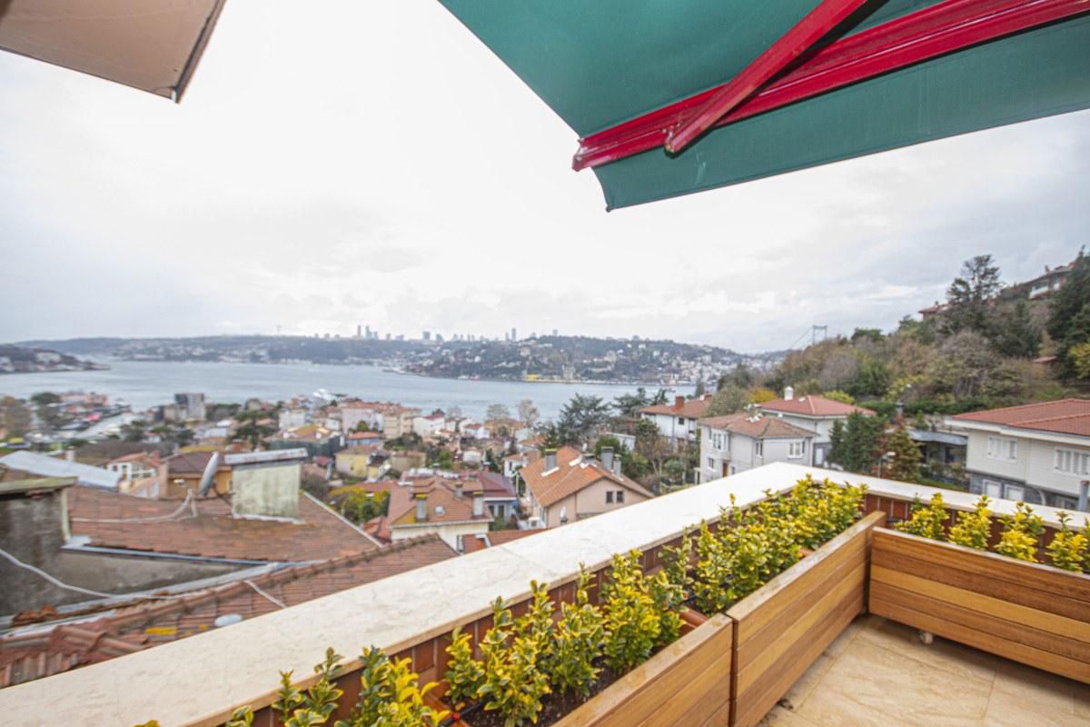 SATILIK ANADOLU HİSARI’NDA PANORAMİK BOĞAZ MANZARALI 4+1  + YAN PARSEL DAHİL