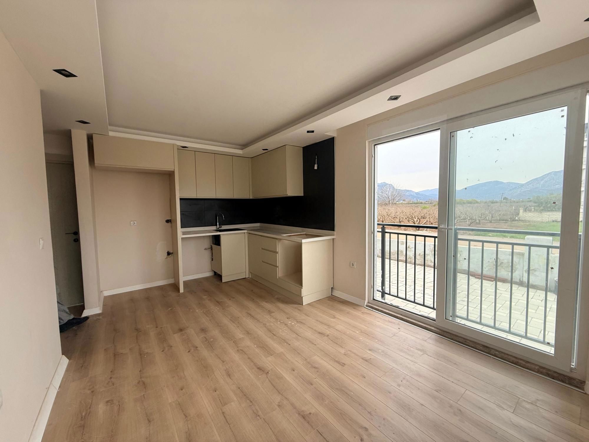 DÖŞEMEALTI BAHÇEYAKA'DA 2+1 DAİRE
