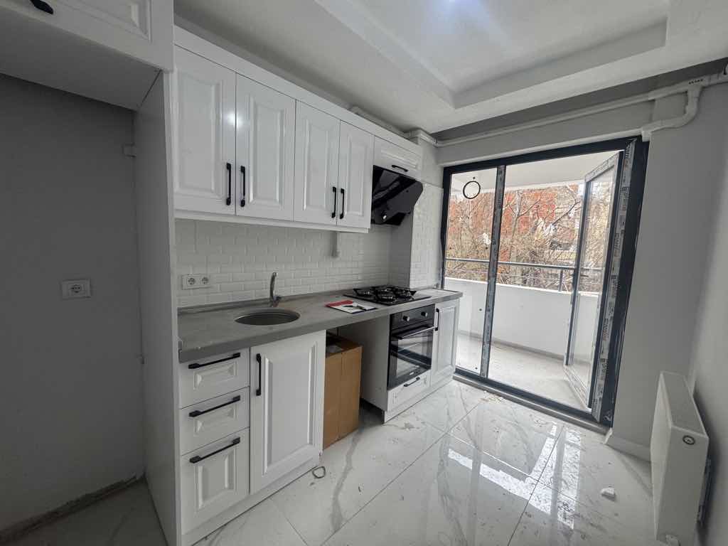 CUMHURİYET MAHALLESİNDE SATILIK SIFIR 2+1 DAİRE.