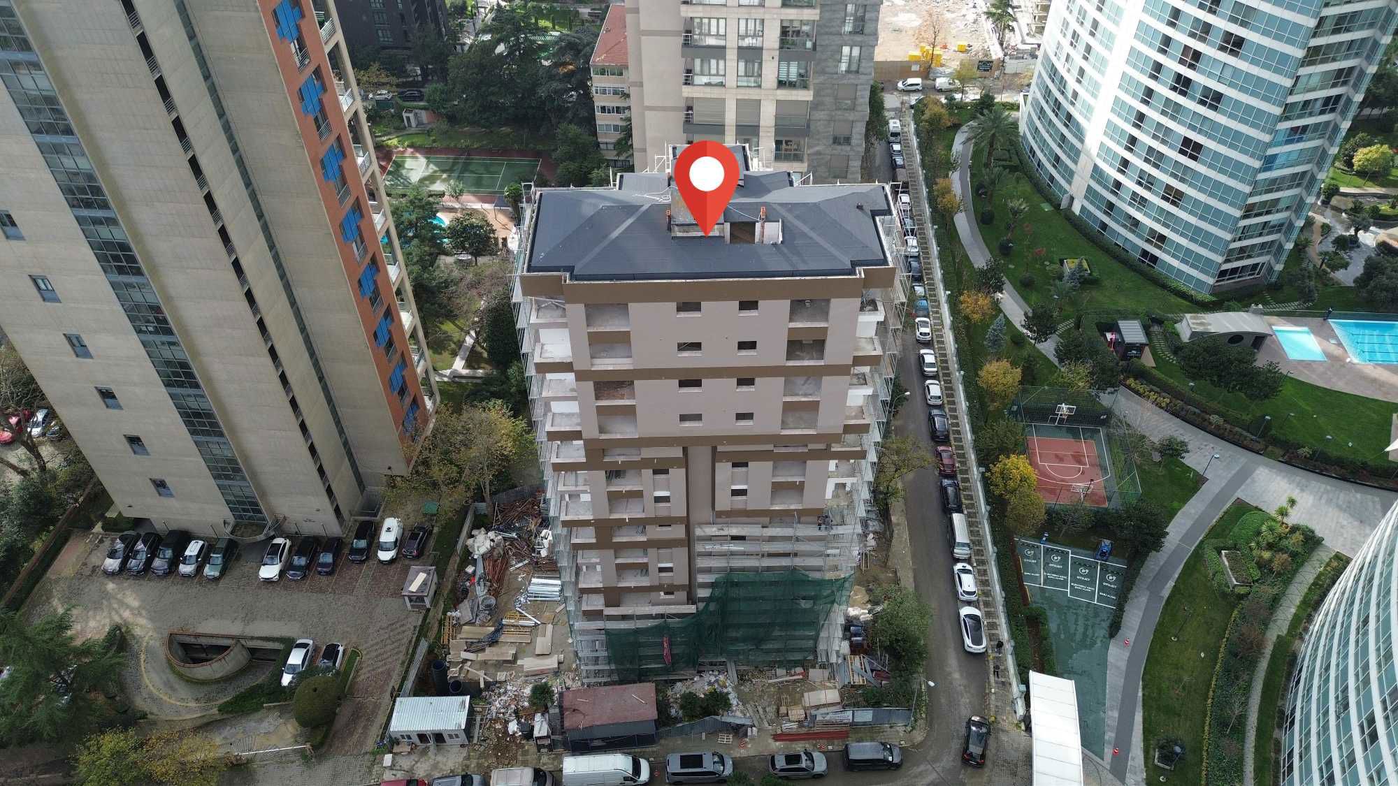 FENERYOLU MH FOUR WINDS'E KOMŞU SATILIK 3+1 DAIRE