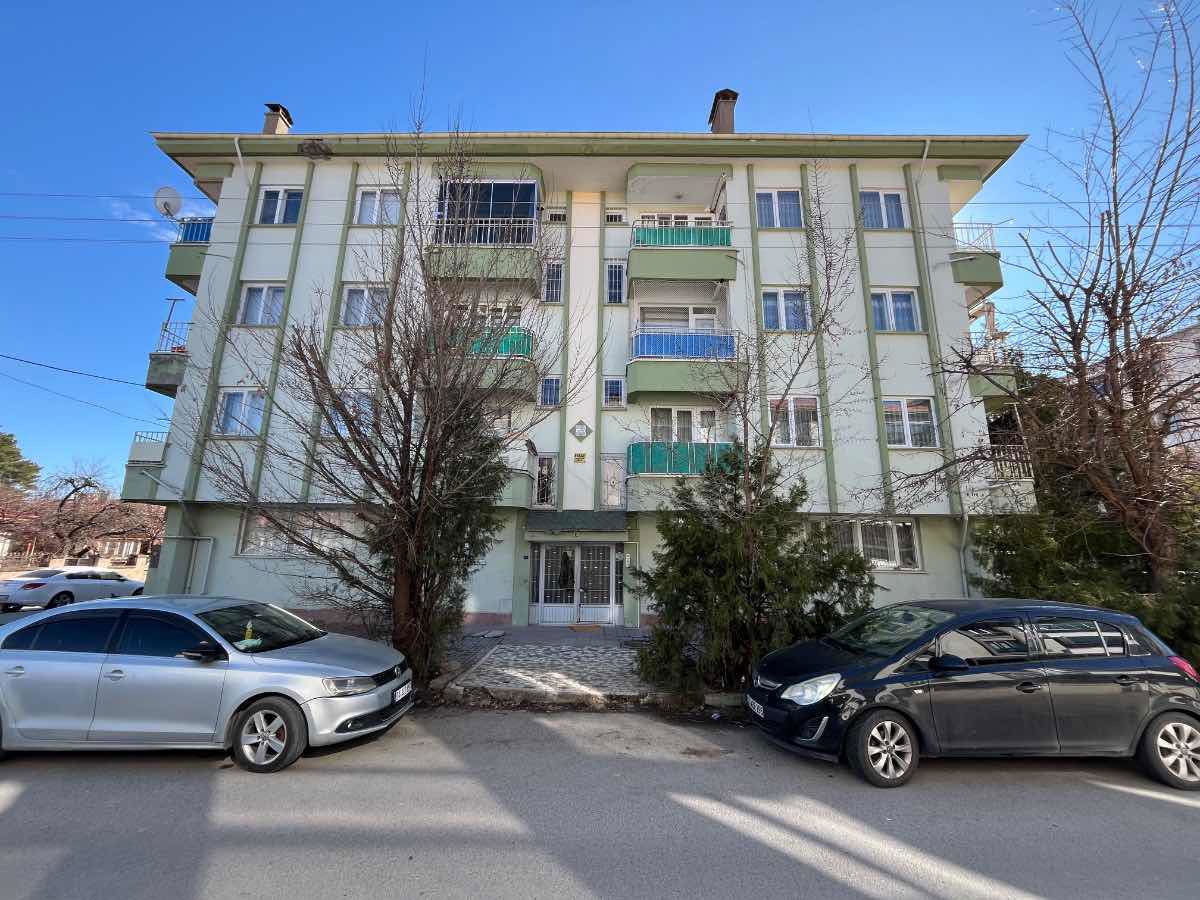 REMAX DEM'DEN CUMHURİYET MAHALLESİNDE 3 +1 SATILIK DAİRE