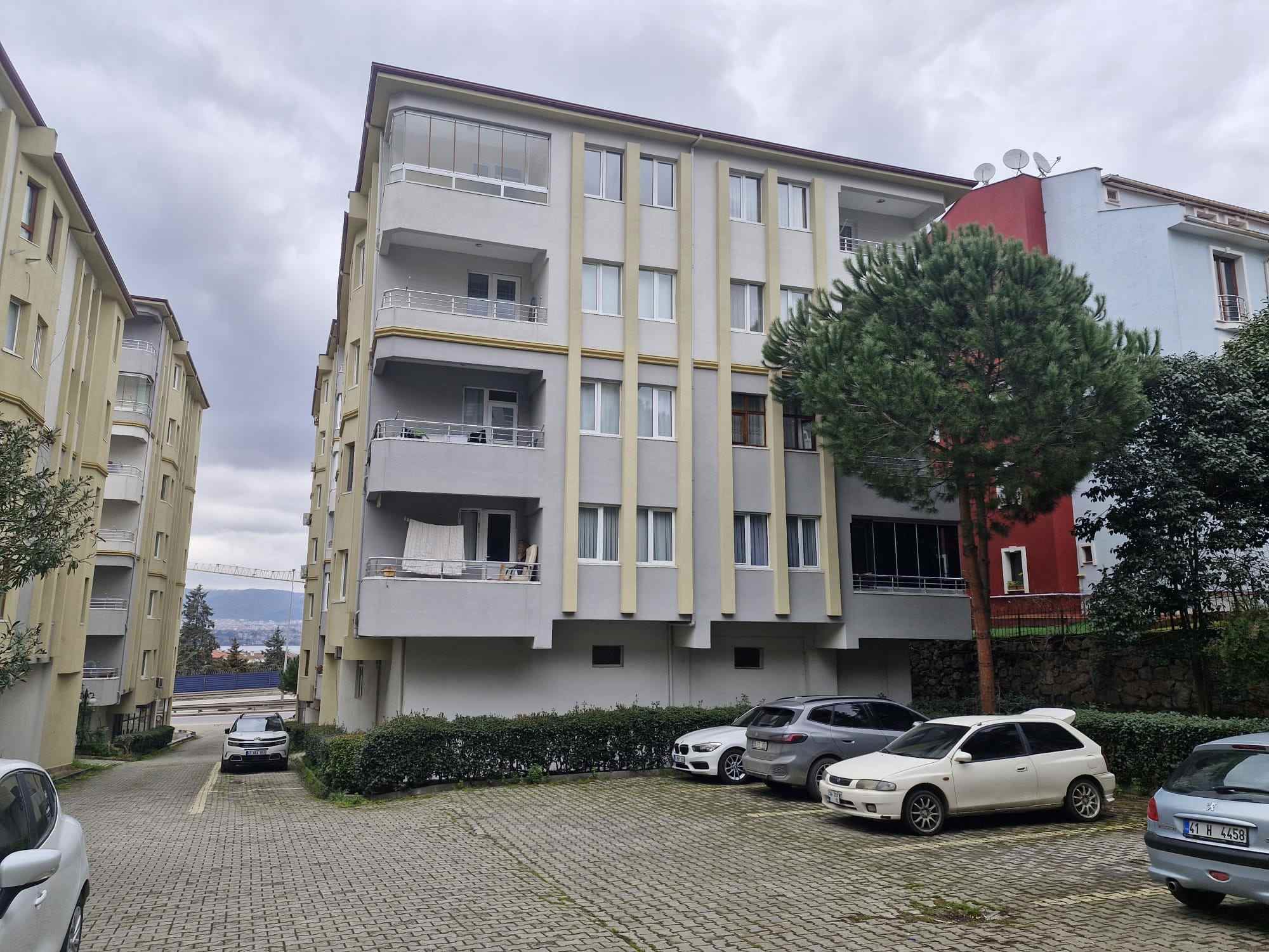 DEVLET HASTANESİ KARŞISINDA 3+1 KİRALIK DAİRE