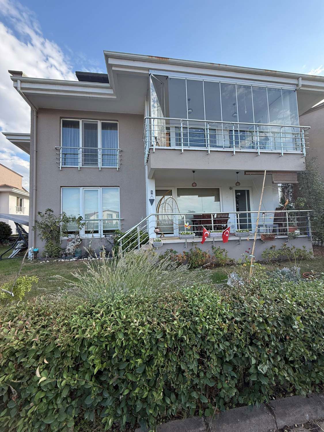 REMAX ÇARŞI'DAN BAŞİSKELE KULLAR KOLAYLI SİTESİ'NDE KİRALIK 3+1
