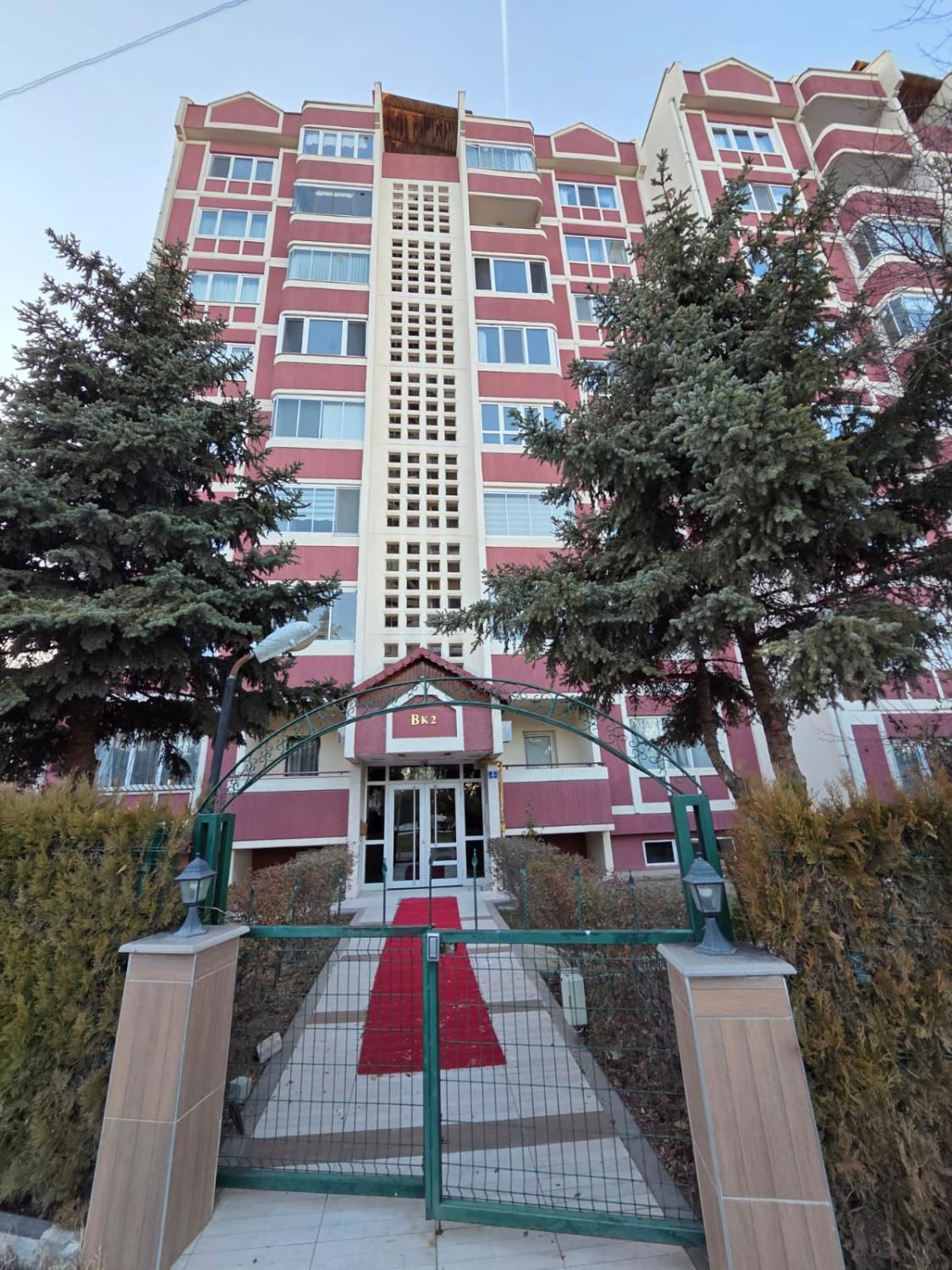 BANKA BLOKLARINDA ARAKAT 2+1 DAİRE