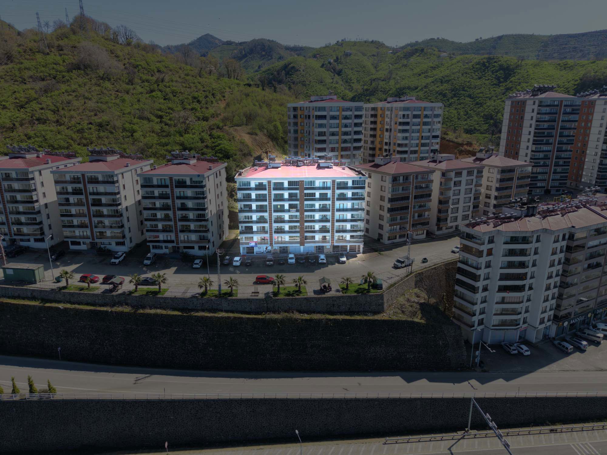 TIREBOLU BEGILA SITESI'NDE FUL DENIZ MANZARALI 3+1 LÜKS SATILIK DAIRE