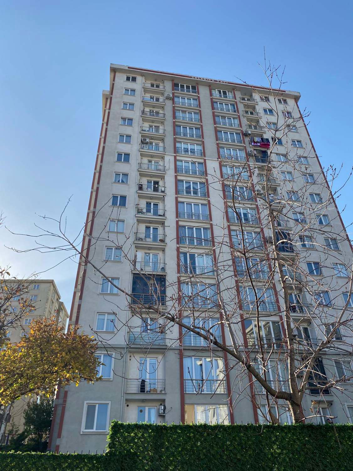 ARMAĞANEVLER'DE LÜKS SATILIK 2+1 DAİRE