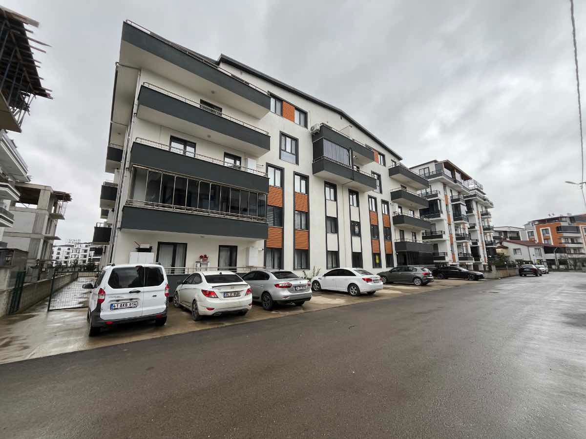 KARTEPE ERTUĞRULGAZİ MAH. GENİŞ EĞİMSİZ DUBLEX SATILIK DAİRE
