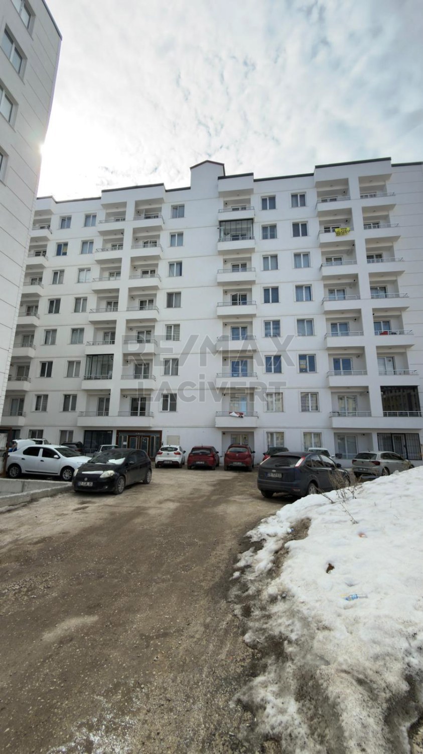 RE/MAX LACİVERT'TEN YILDIZKET'TE SATILIK FIRSAT  1+1 DAİRE