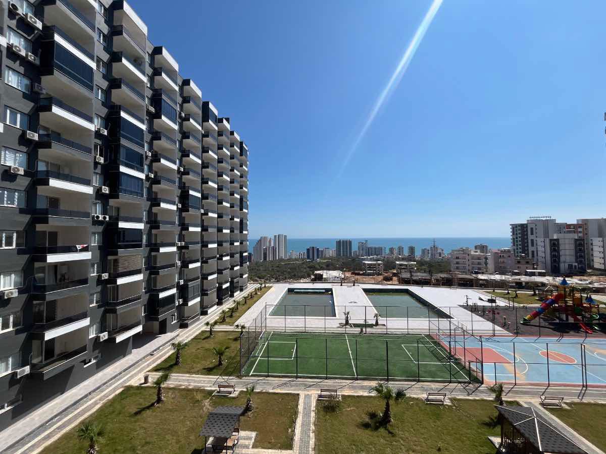REMAX GÜNEY'DEN AYAŞ SELENİUM SİTESİNDE 1+1 SATILIK DAİRE
