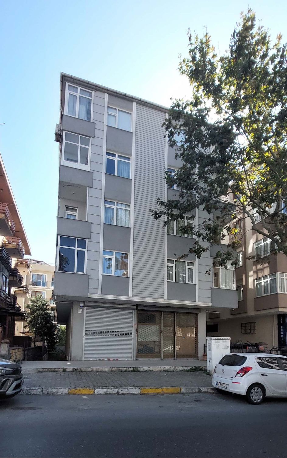 MALTEPE BAĞLARBAŞI MH FEYZULLAH CADDE ÜSTÜ 3+1 SATILIK DAİRE