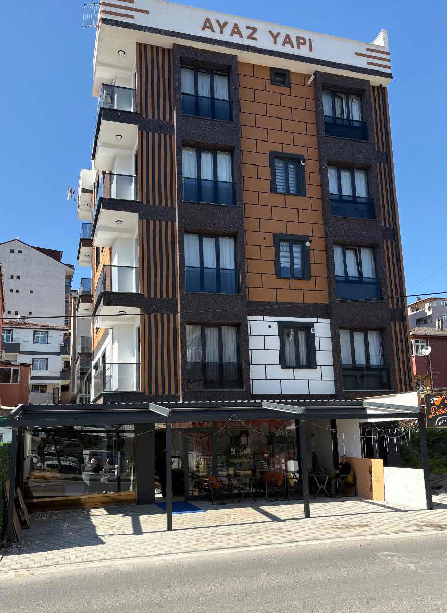 ÇAYIROVA'DA 2+1 ARAKAT SIFIR SATILIK DAİRE