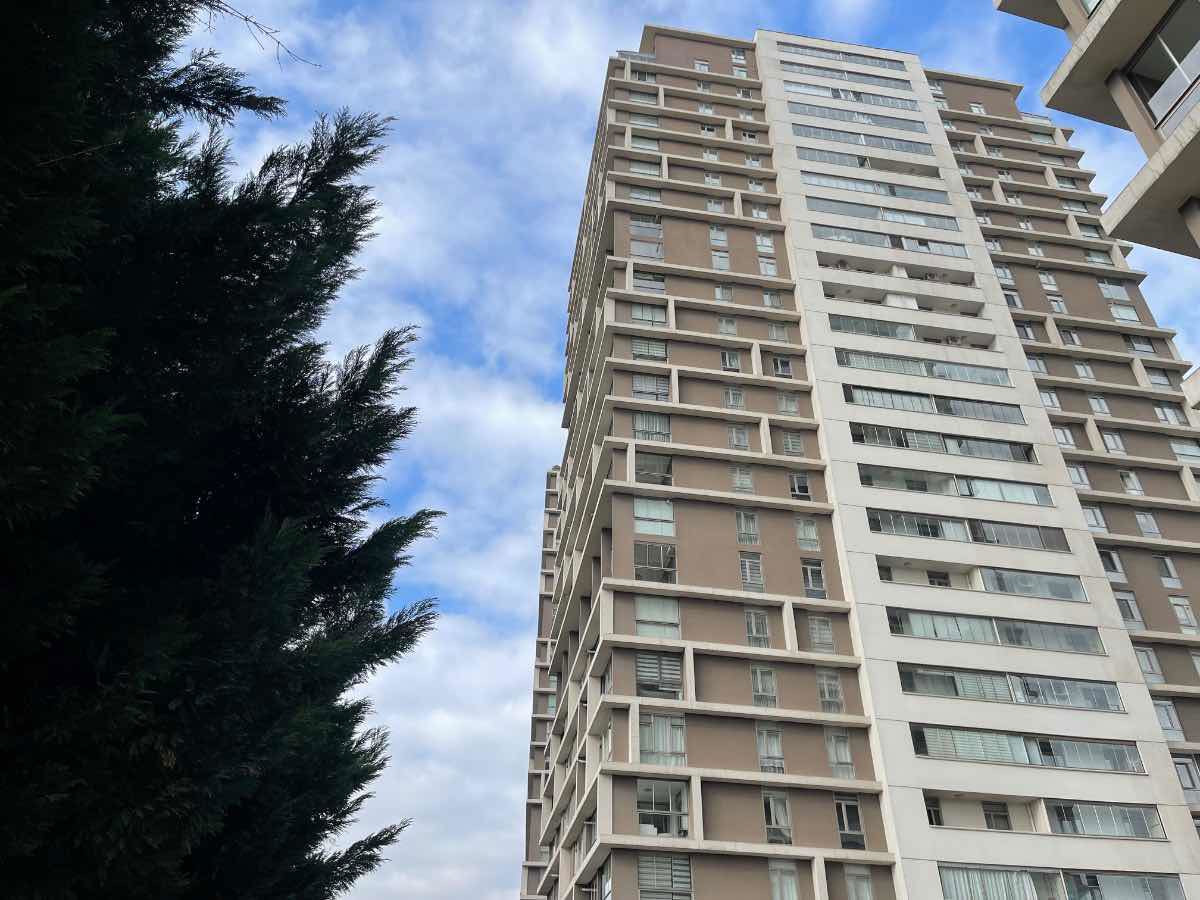 BATIKENT'İN MERKEZİNDE ATLANTİS AVM'YE KOMŞU SATILIK 4+1 DAİRE!