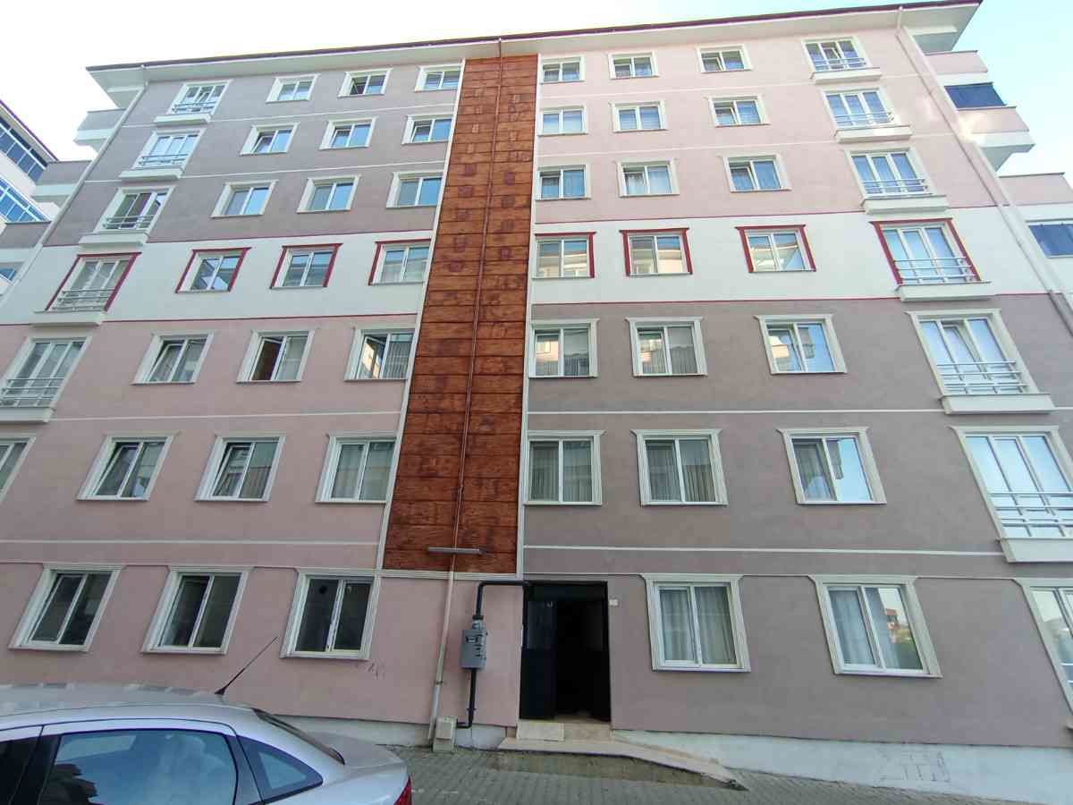 RE/MAX AY DAN GÜMÜŞOVADA 3+1 KIRALIK DAİRE
