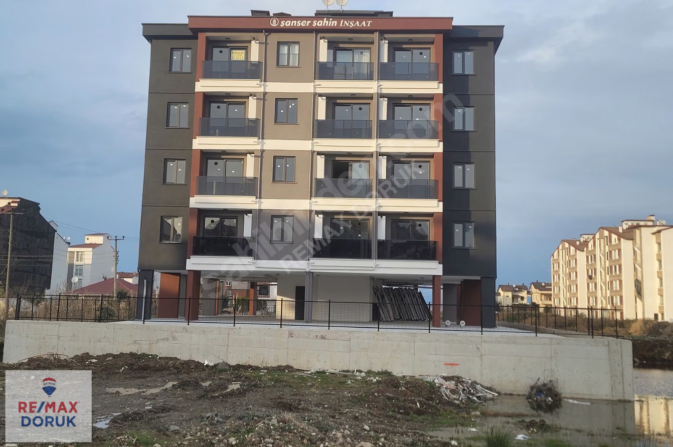 OTURUMA HAZIR. ÜNİVERSİTE BÖLGESİNDE 1+1