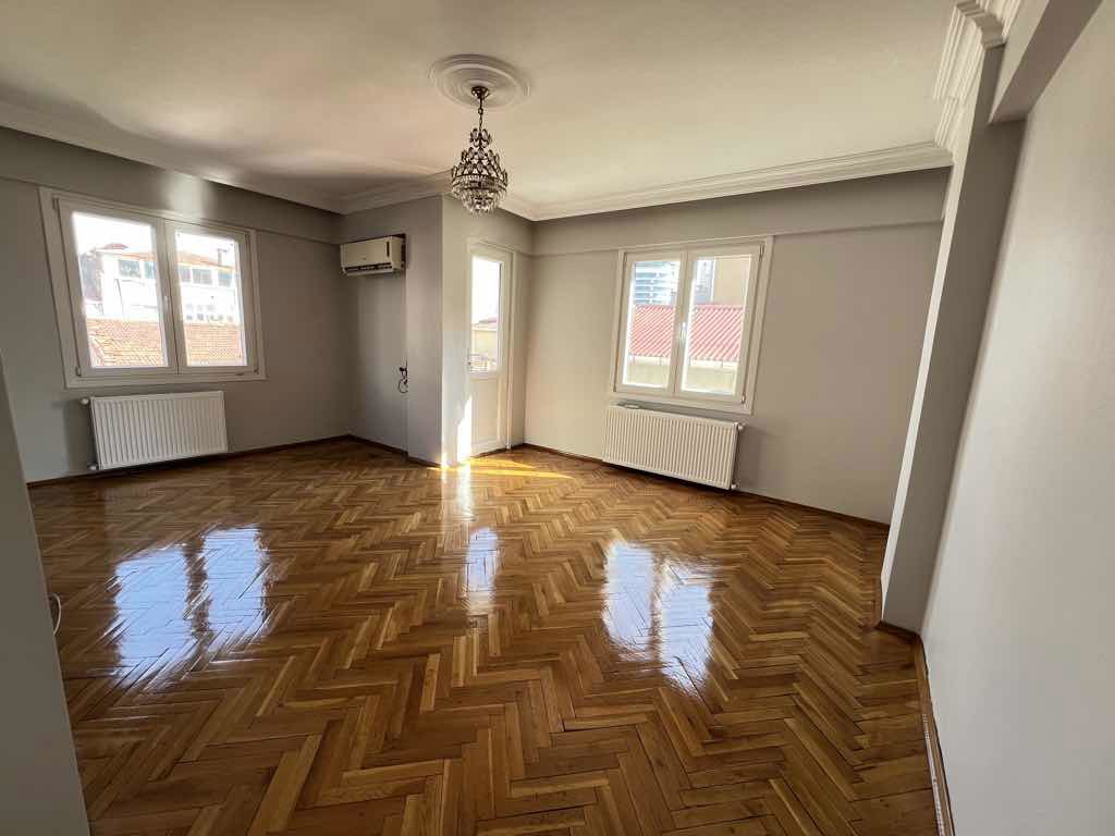 PENDİK KAYNARCADA İÇİ TADİLATLI 2+1 KİRALIK DAİRE