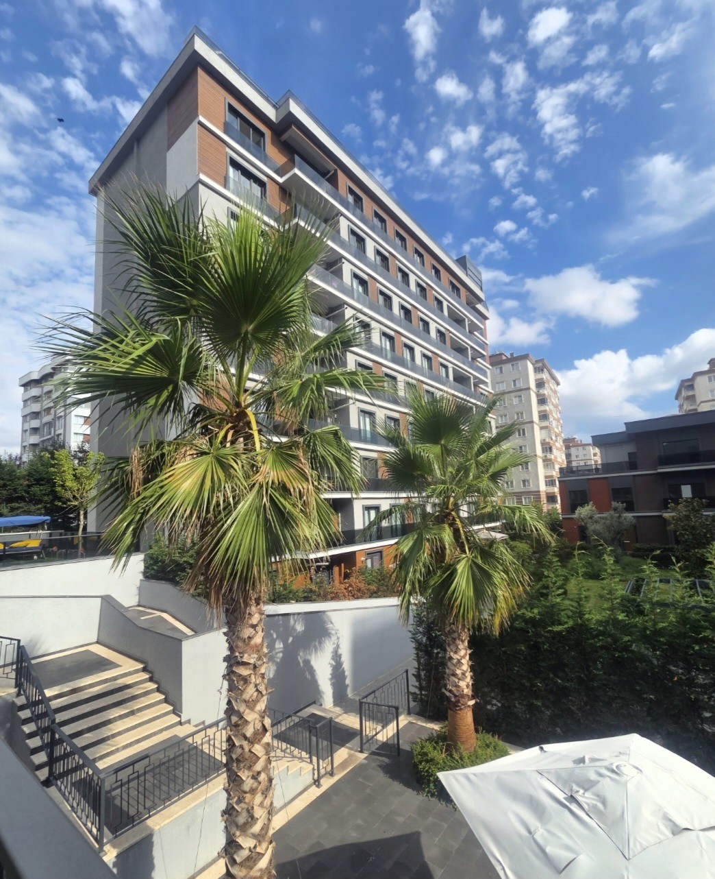 PE DİK HARMANDERE SATILIK 4+1 BALKON VE EBEVEYN BANYOLU DAİRE