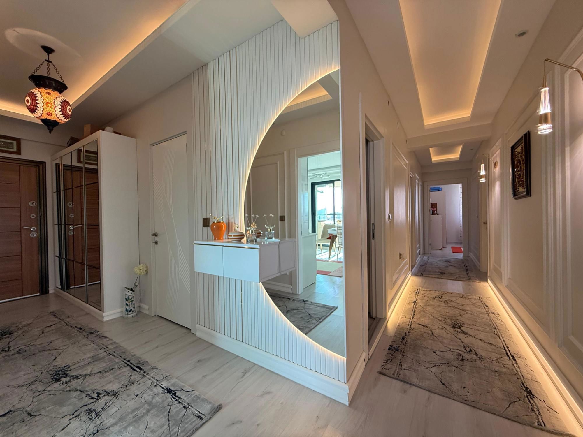 REMAX İLKE'DEN YILDIZKENT İSTİNYE SİTESİ'NDE 4+1 SATILIK DAİRE