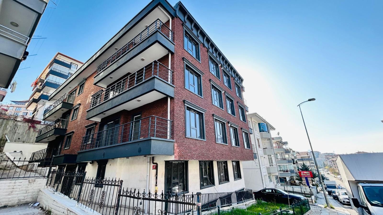MAMAK MUTLU MAH. CADDE ÜZERİ SIFIR 2+1 KİRALIK TERS DUBLEKS
