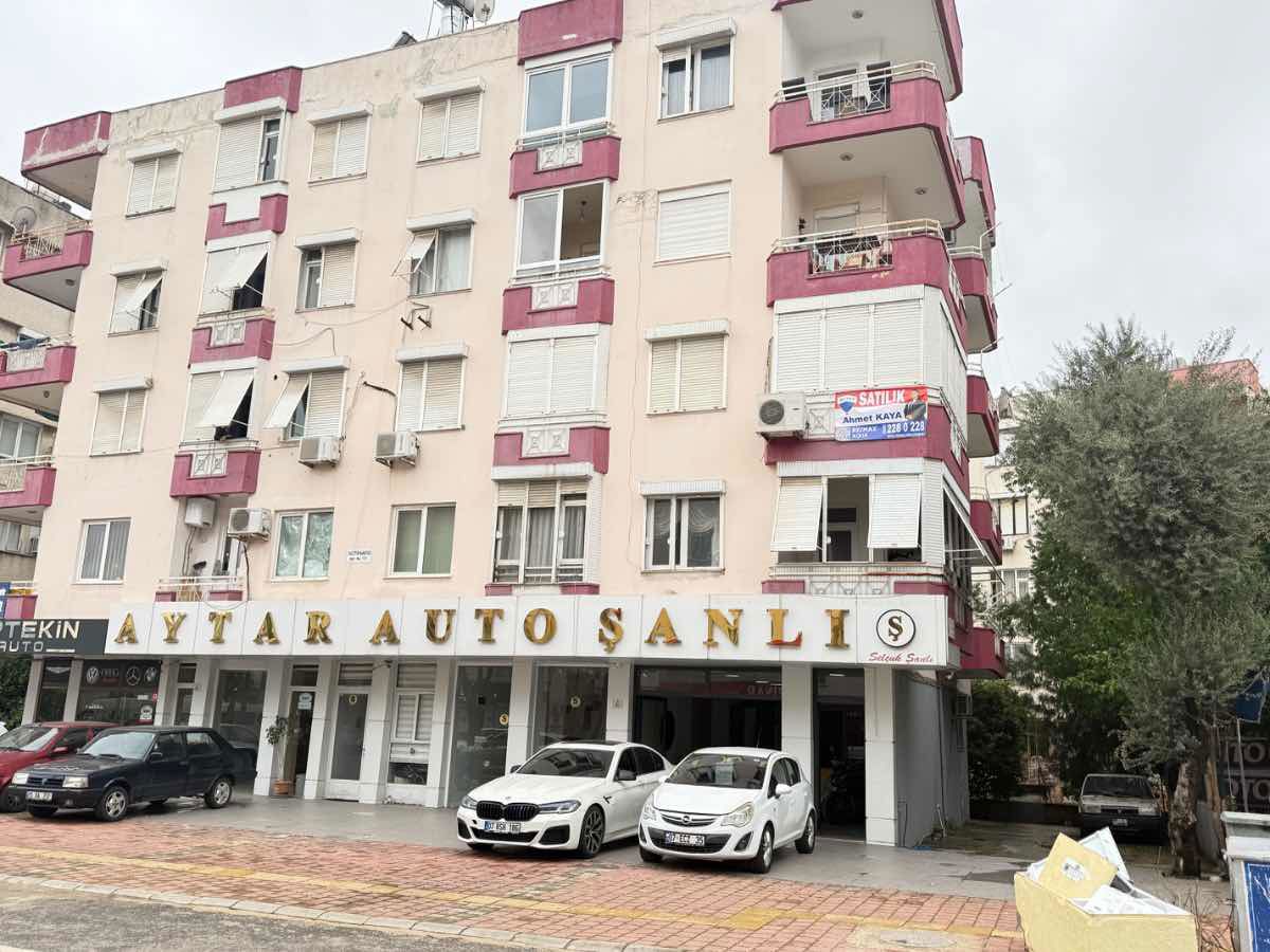 TURGUT REİS CADDESİ ÜZERİNDE 3 BALKONLU 2.KATTA 3+1 DAİRE