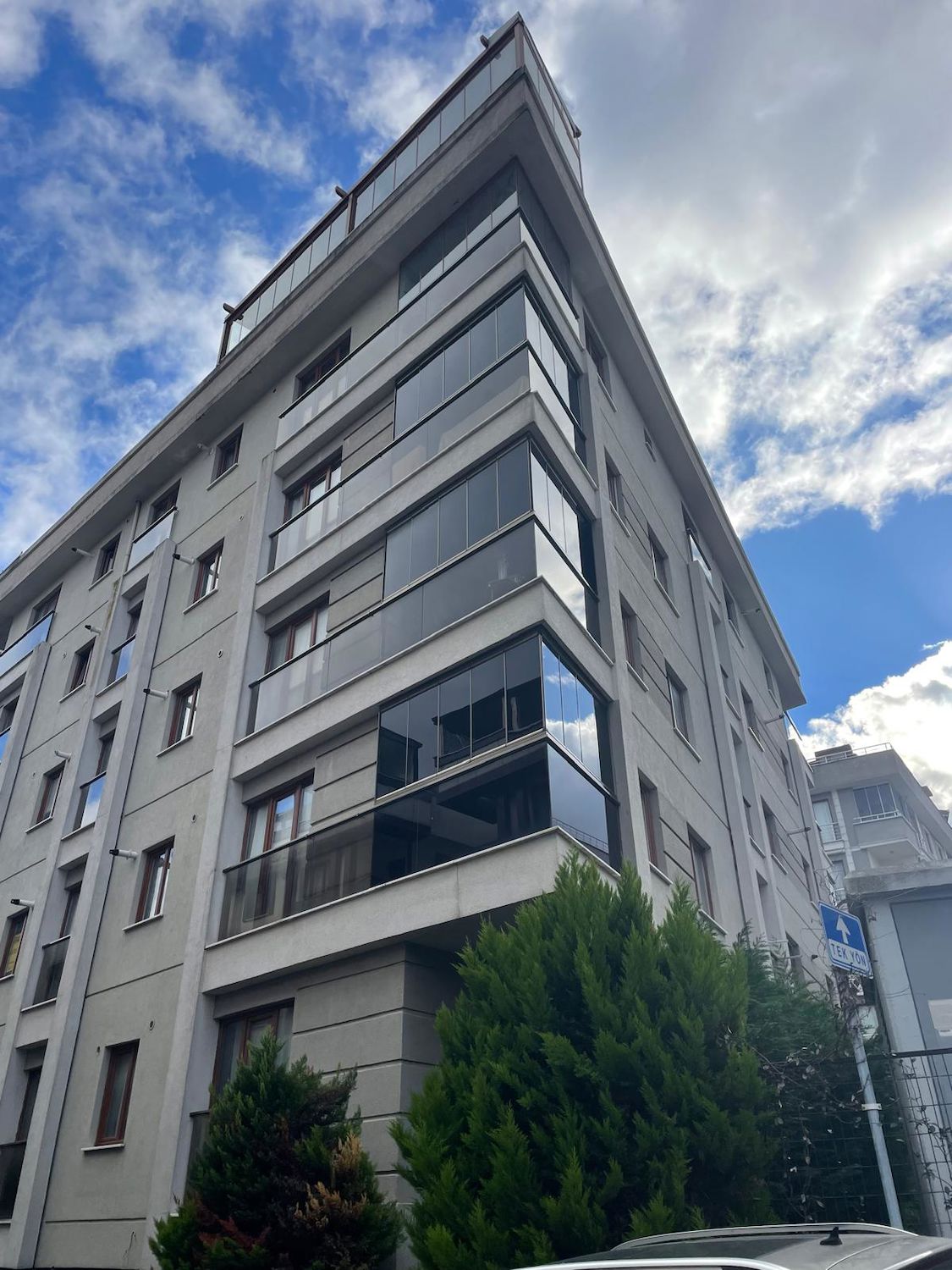 ÇEKMEKÖYDE ORMANA KOMŞU EŞYALI DUBLEKS  TERASLI KİRALIK DAİRE