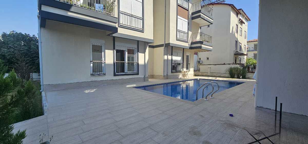 EVRENSEKİ İNCİRLİPINAR MEVKİİNDE SİTE İÇİ HAVUZLU 2+1 SATILIK DAİRE