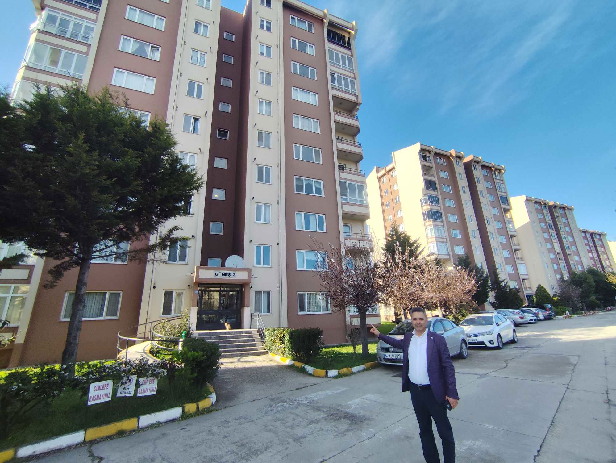 KAPAKLI YILDIZKENT GÜNEŞ SİTESİ'NDE KİRALIK 2+1 DAİRE RE/MAX LAND