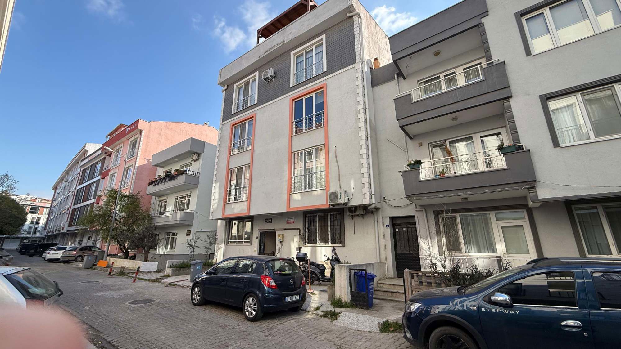 ÇANAKKALE MERKEZ BARBAROS MAHALLESI 1+1 KIRALIK DAIRE